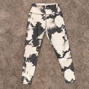 Green/Grey and White Patterned Leggings